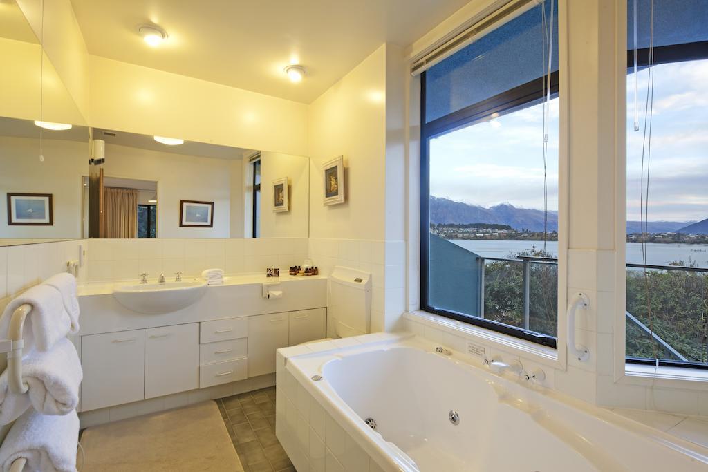 Apartments At Spinnaker Bay Queenstown Exterior foto